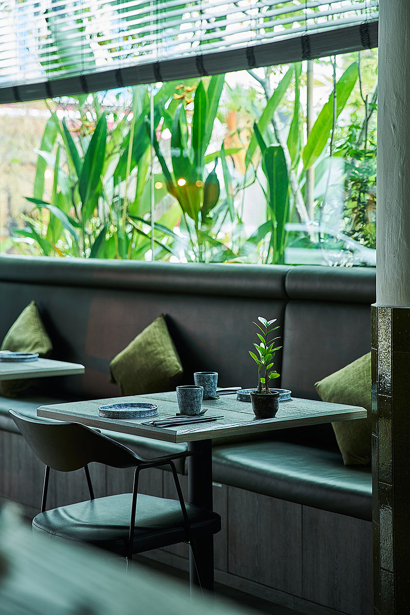 Catfish Restaurant & Bar Design Awards