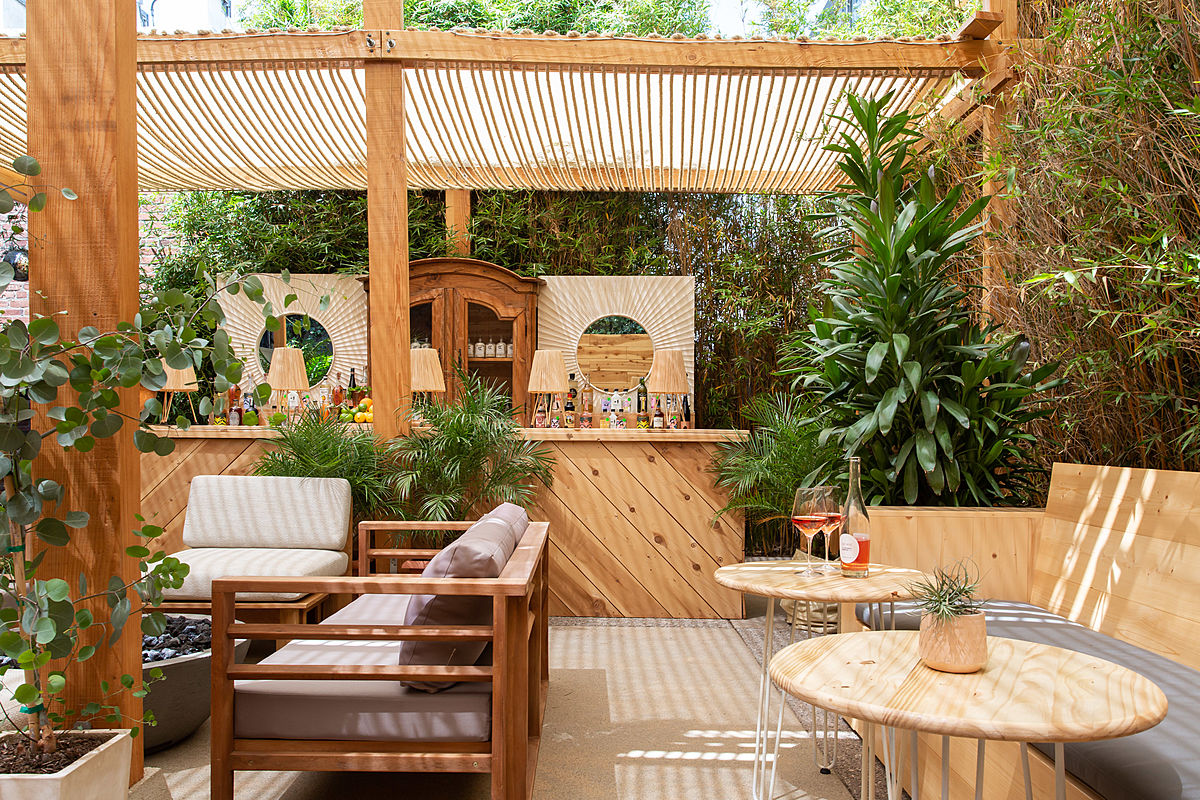 Den Mother Restaurant & Bar Design Awards