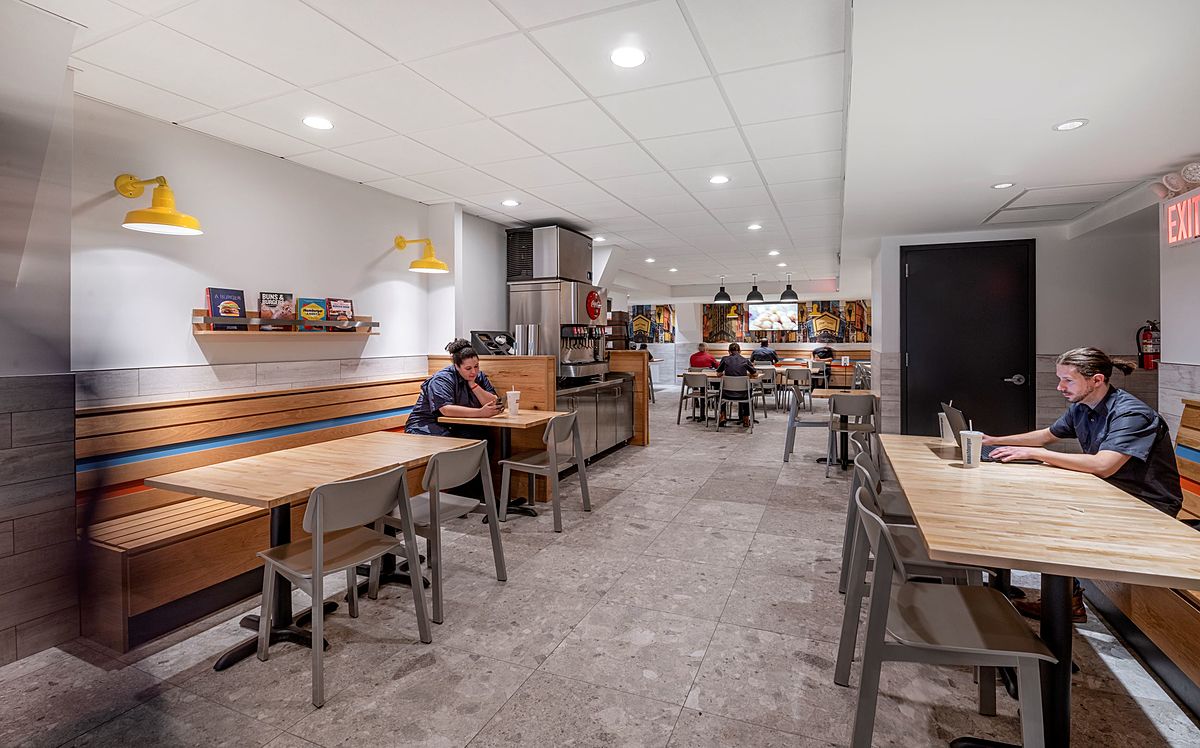 Smashburger Restaurant & Bar Design Awards