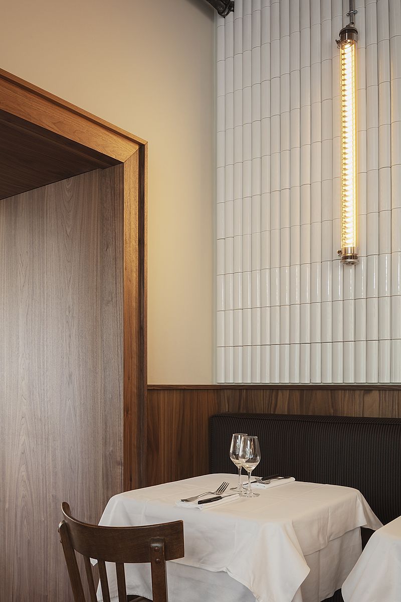 Le Collier de la Reine Restaurant & Bar Design Awards