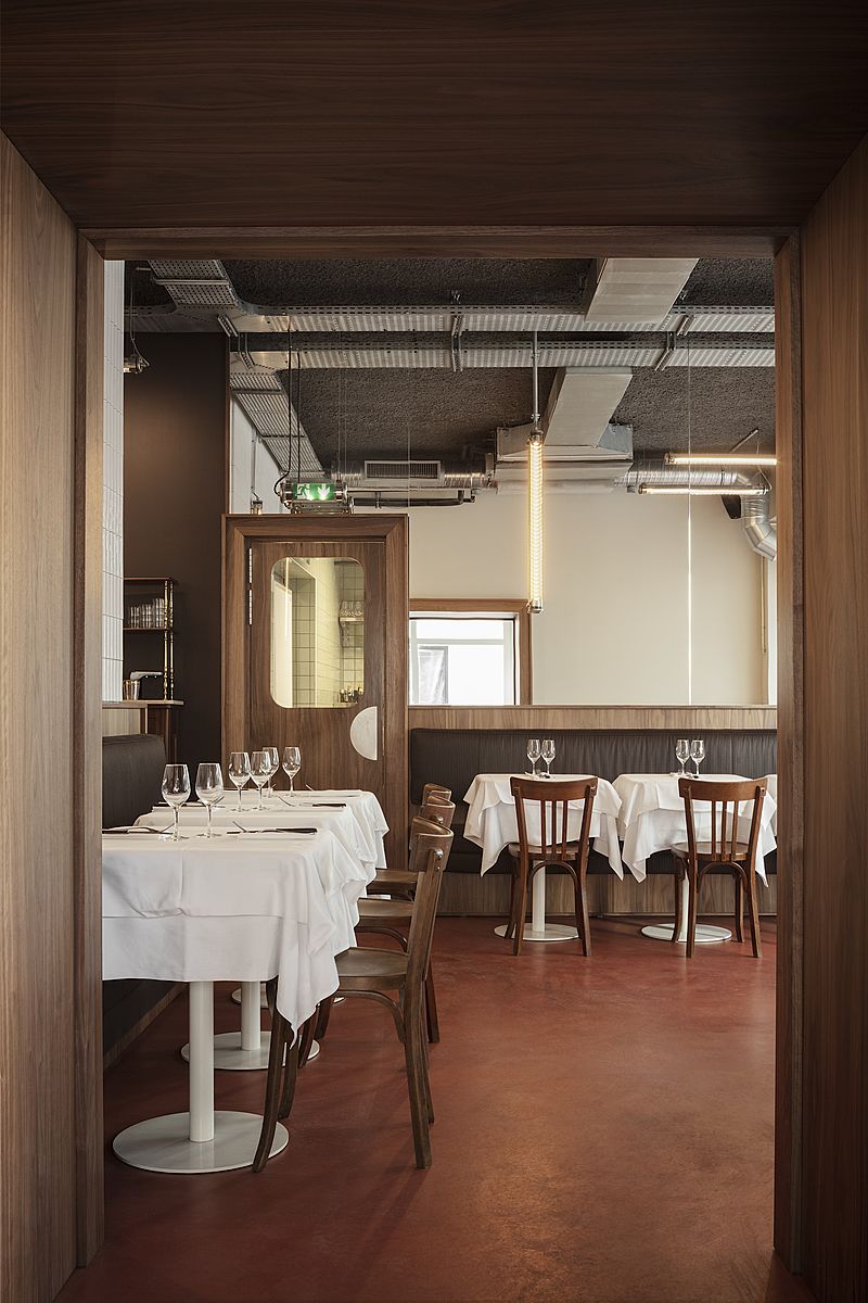 Le Collier de la Reine Restaurant & Bar Design Awards