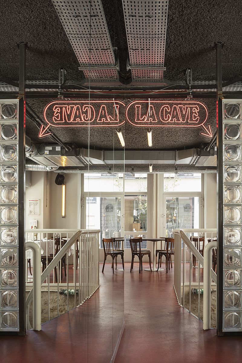 Le Collier de la Reine Restaurant & Bar Design Awards