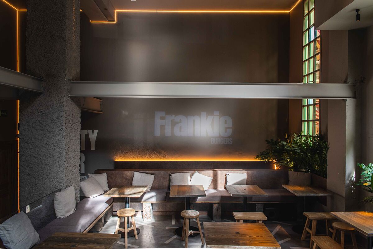 Frankie Burgers | Restaurant & Bar Design Awards